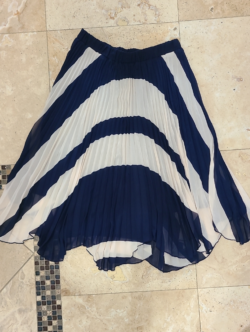 Navy & White Pleated Midi Skirt with Contrast Arches